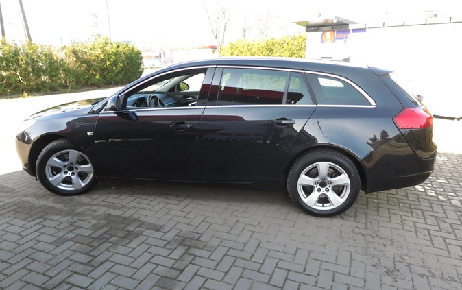 Opel Insignia cena 20990 przebieg: 250000, rok produkcji 2011 z Zabłudów małe 529